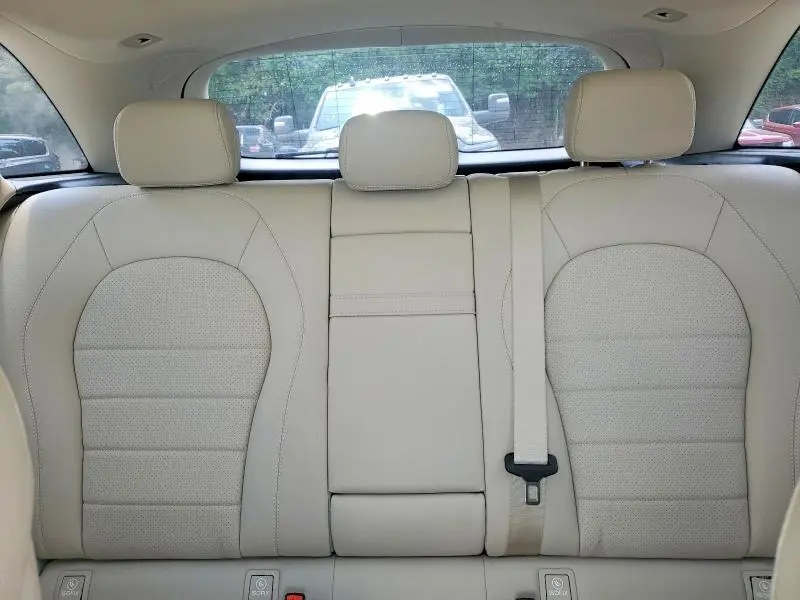 2019 MERCEDES-BENZ GLC 300  
