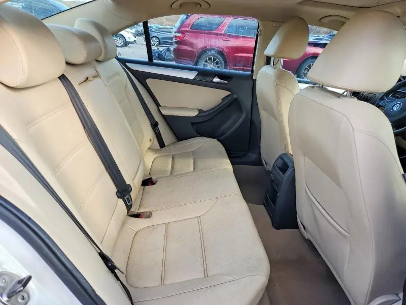 2012 VOLKSWAGEN JETTA TDI  