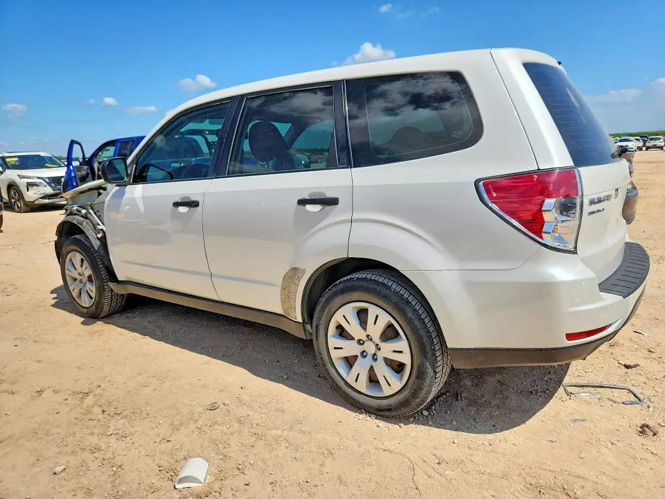 2010 SUBARU FORESTER 2.5X  