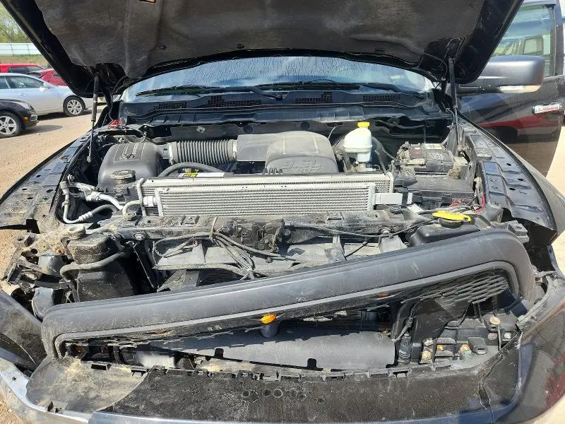 2015 RAM 1500 SLT  