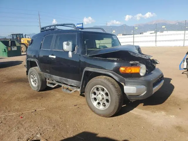 2012 TOYOTA FJ CRUISER