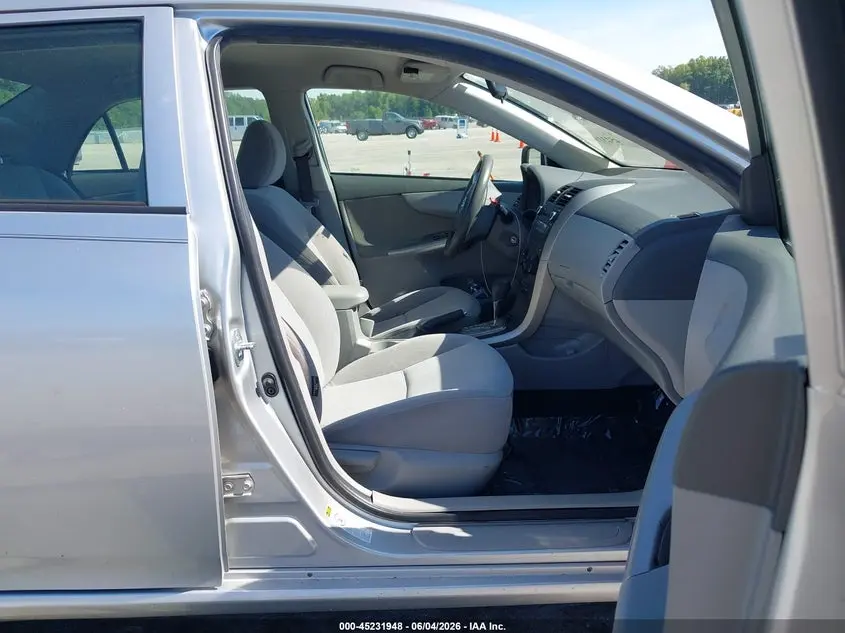 2010 TOYOTA COROLLA LE