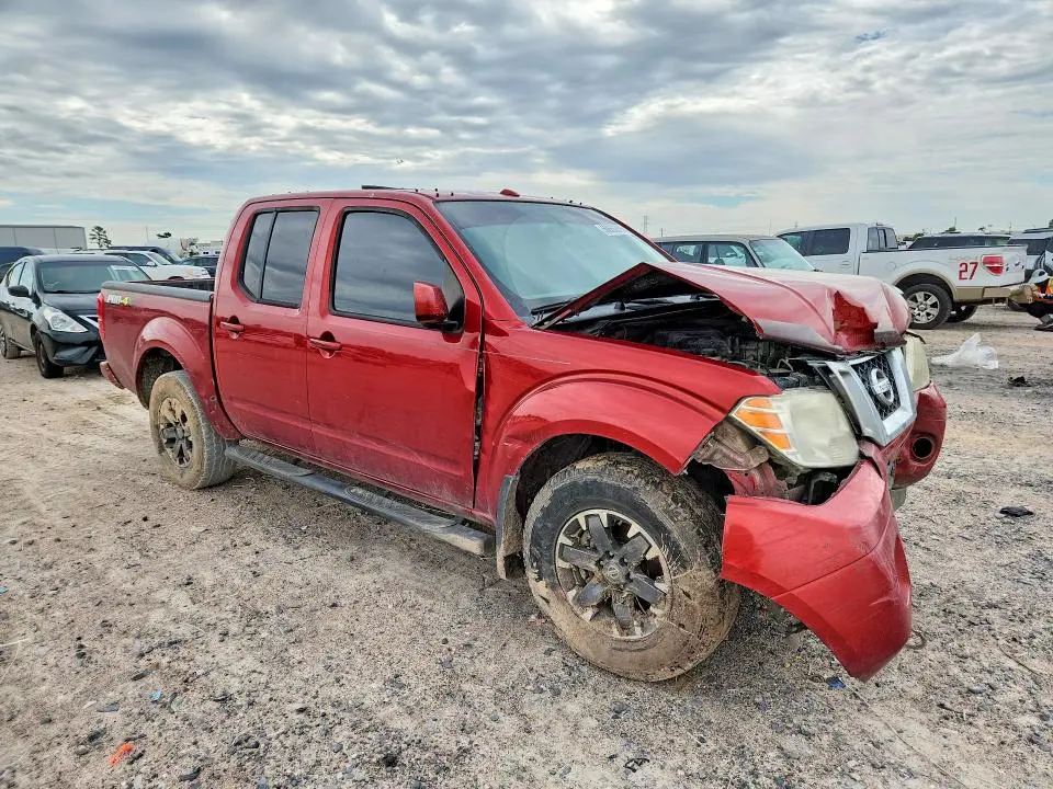 2016 NISSAN FRONTIER PRO-4X  