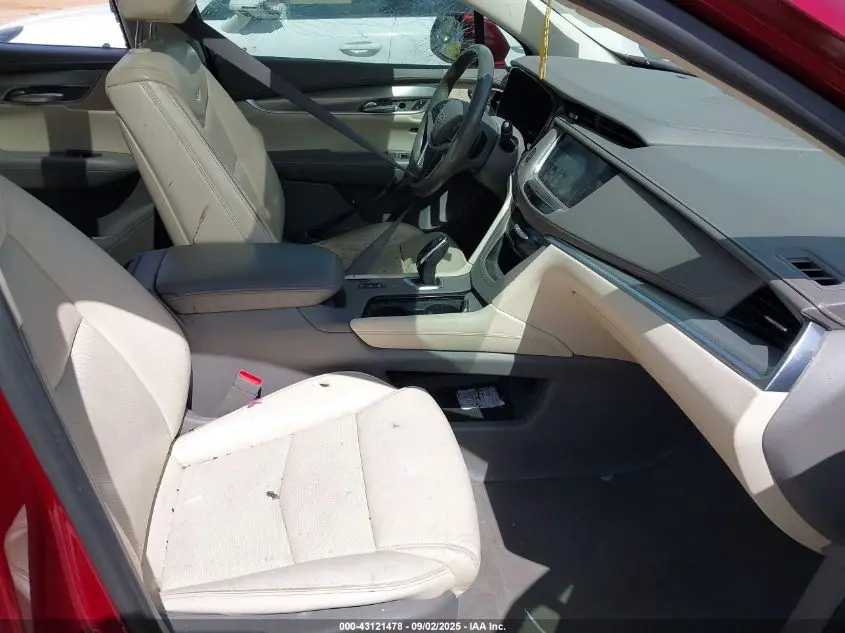 2017 CADILLAC XT5 LUXURY