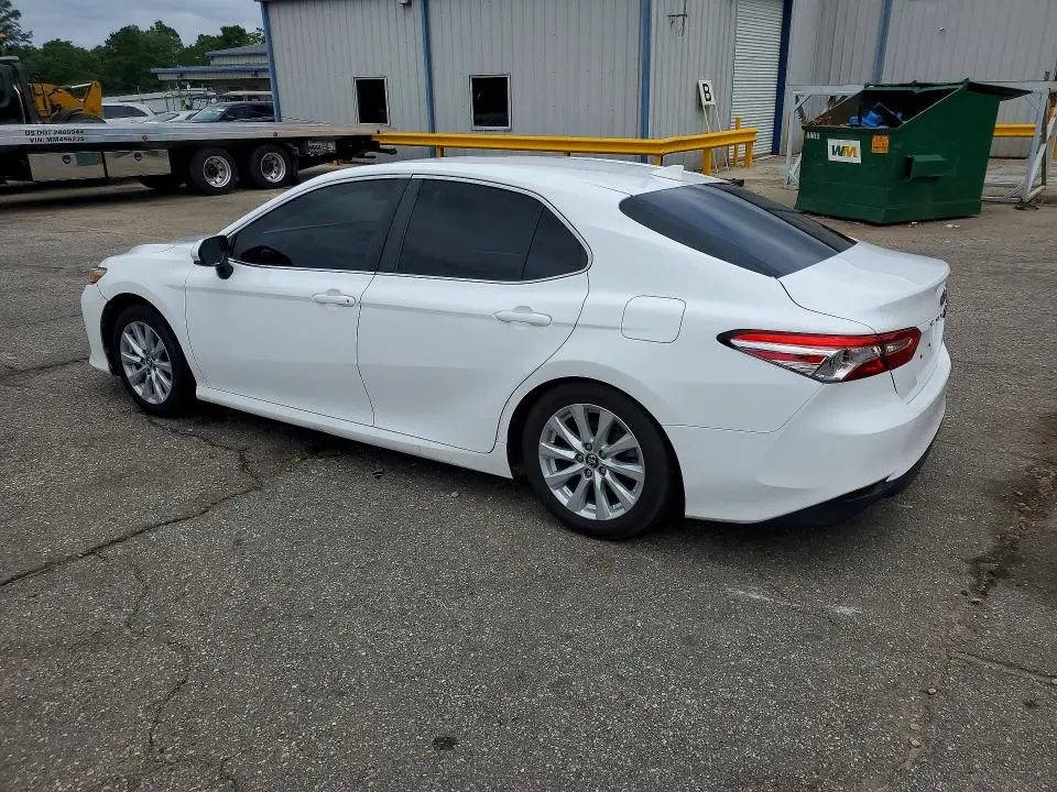 2019 TOYOTA CAMRY LE  