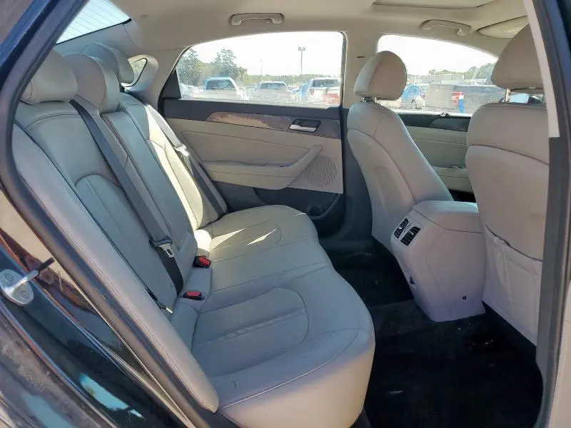 2018 HYUNDAI SONATA SPORT  