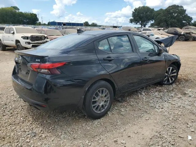 2021 NISSAN VERSA SR  
