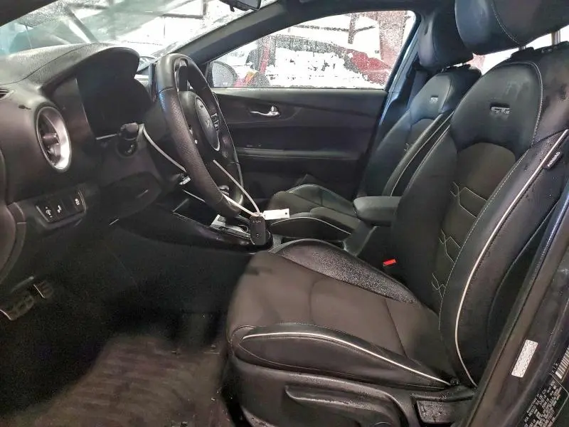 2024 KIA FORTE GT LINE  