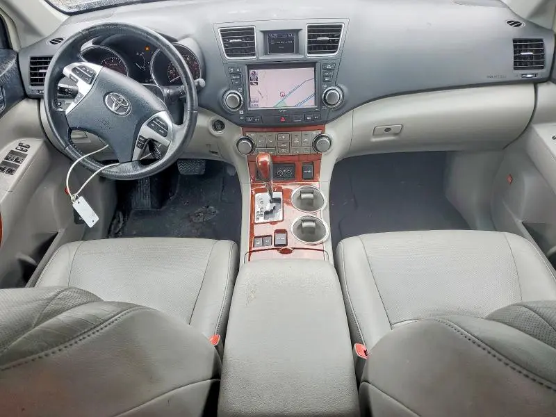 2011 TOYOTA HIGHLANDER LIMITED  