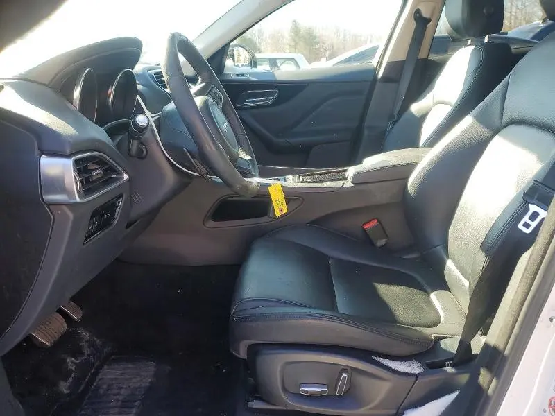 2019 JAGUAR F-PACE PREMIUM  