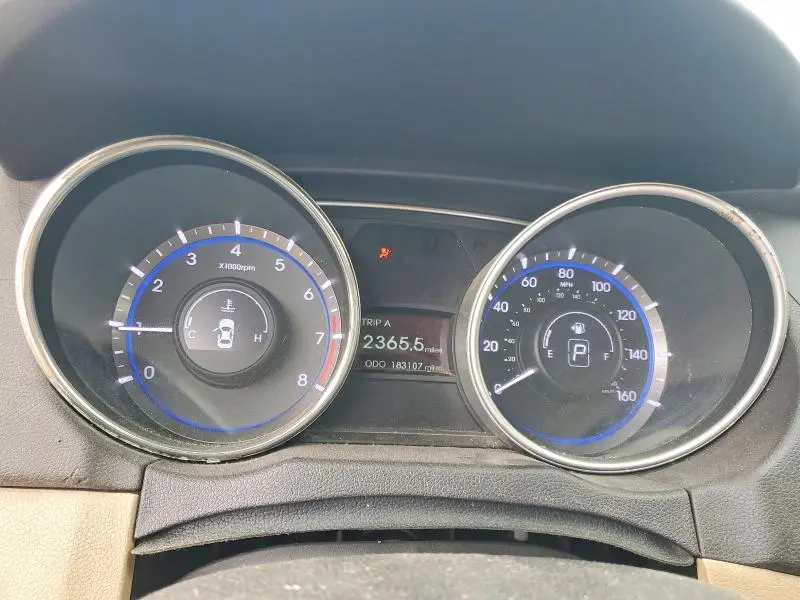 2011 HYUNDAI SONATA GLS  