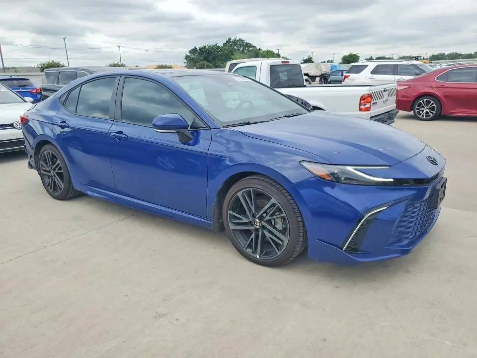 2025 TOYOTA CAMRY XSE  