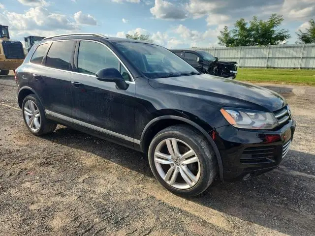 2014 VOLKSWAGEN TOUAREG V6 TDI  