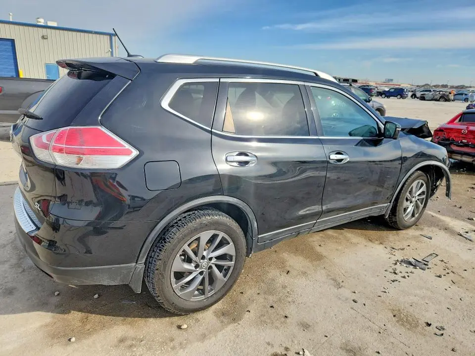 2016 NISSAN ROGUE SL  