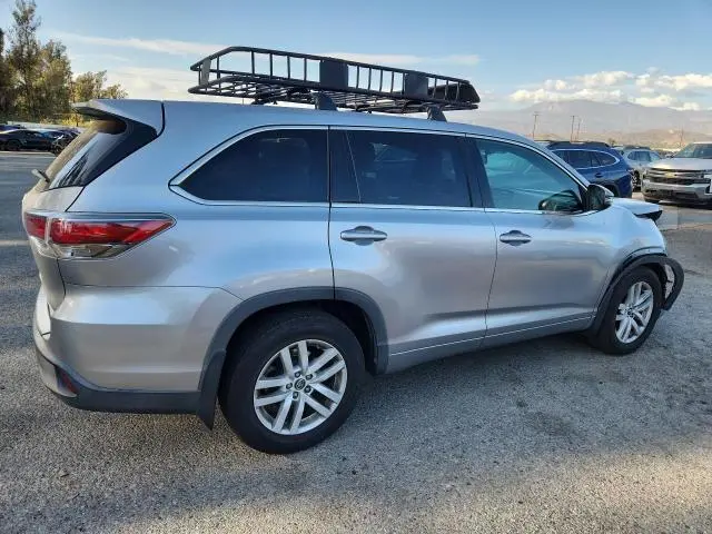 2016 TOYOTA HIGHLANDER LE  