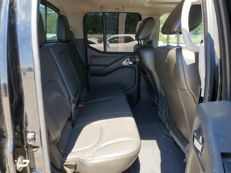 2016 NISSAN FRONTIER PRO-4X  