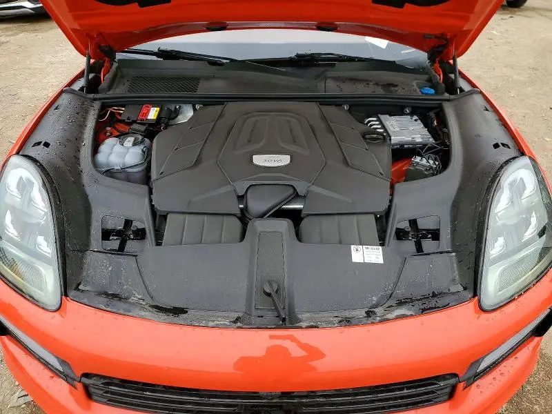 2020 PORSCHE CAYENNE COUPE  