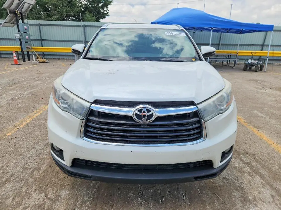 2016 TOYOTA HIGHLANDER XLE  