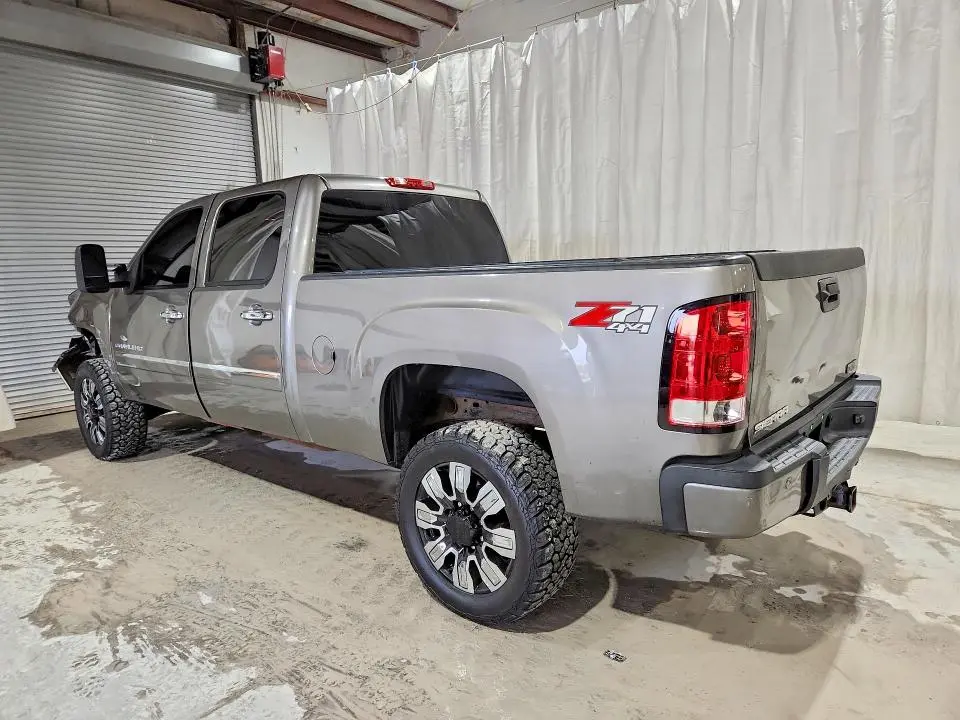 2014 GMC SIERRA K2500 DENALI  