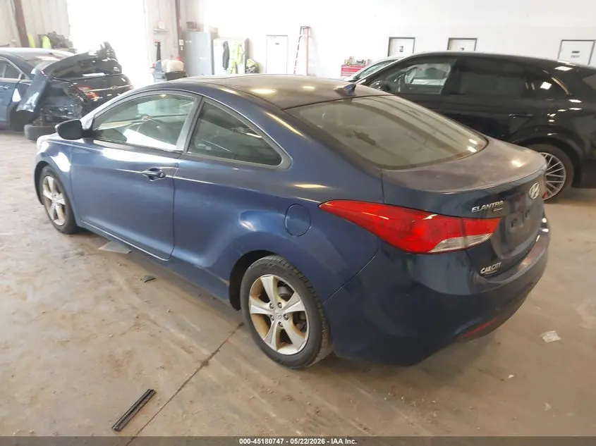 2013 HYUNDAI ELANTRA GS