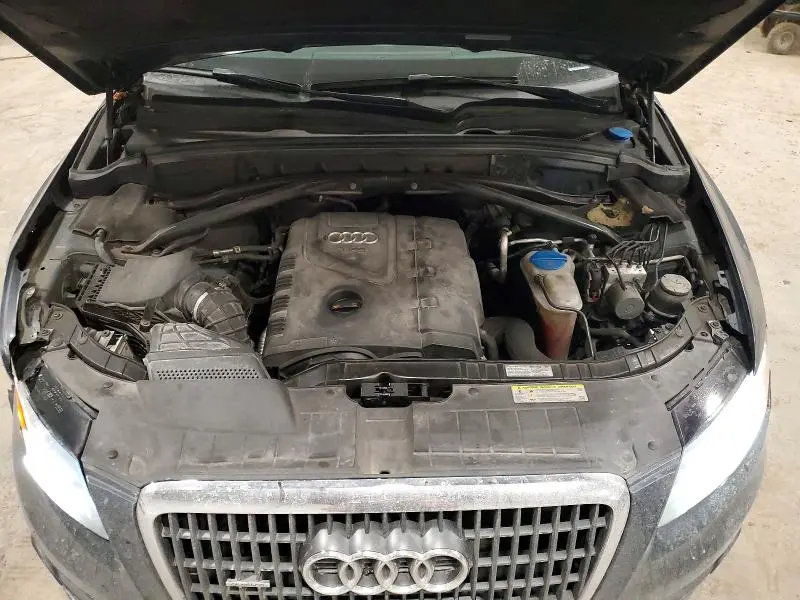 2011 AUDI Q5 PREMIUM PLUS  