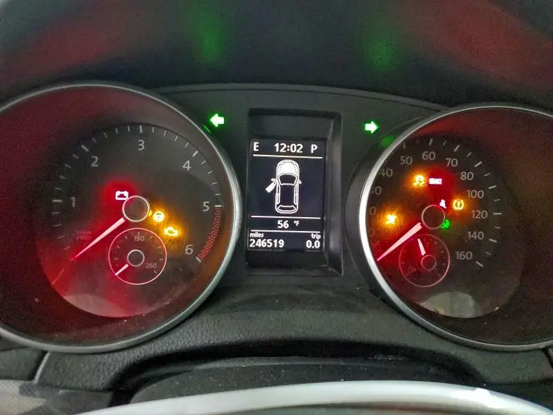 2011 VOLKSWAGEN JETTA TDI  