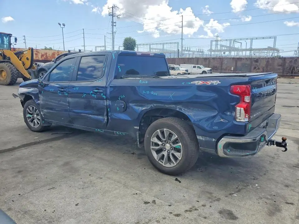 2021 CHEVROLET SILVERADO K1500 LT  