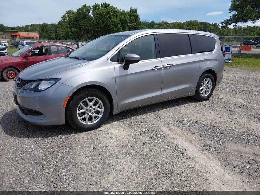 2021 CHRYSLER VOYAGER LX
