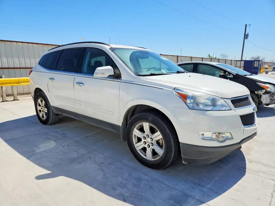 2012 CHEVROLET TRAVERSE LT  