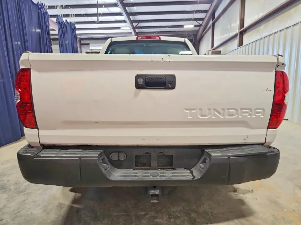 2018 TOYOTA TUNDRA SR  