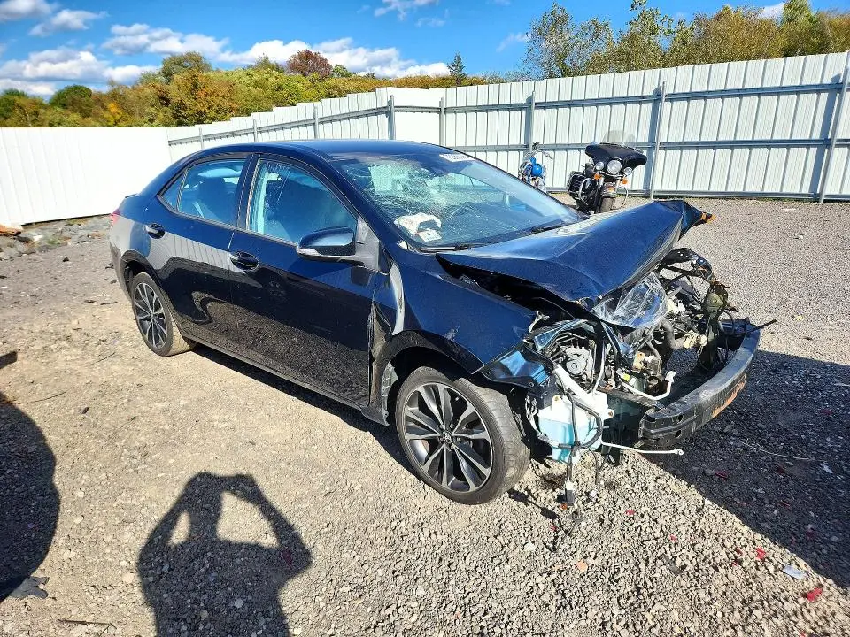 2019 TOYOTA COROLLA SE  