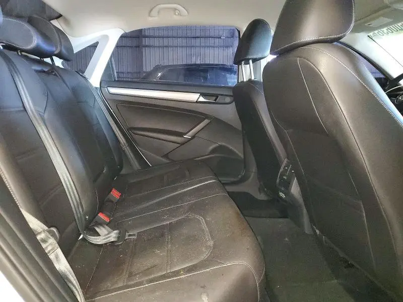 2020 VOLKSWAGEN PASSAT SE  