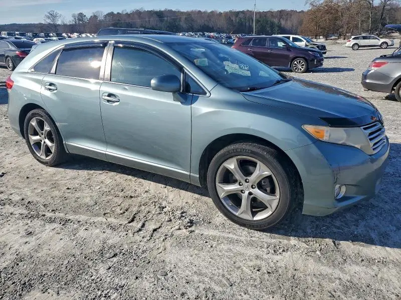 2010 TOYOTA VENZA   