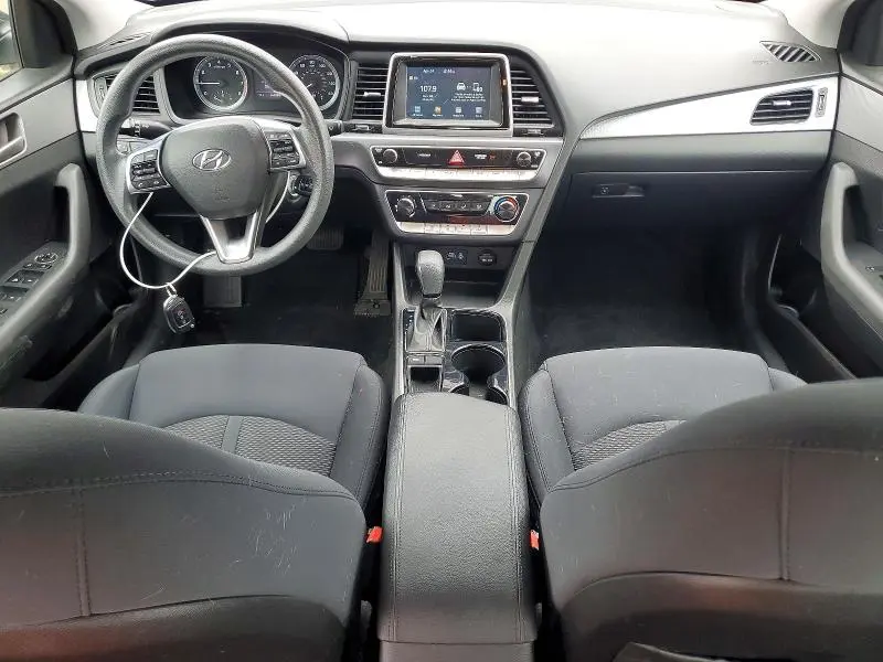 2018 HYUNDAI SONATA SE  