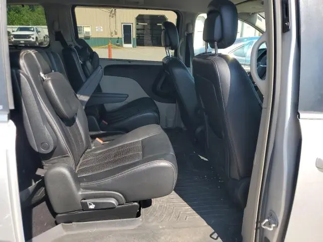 2011 CHRYSLER TOWN & COUNTRY TOURING L  