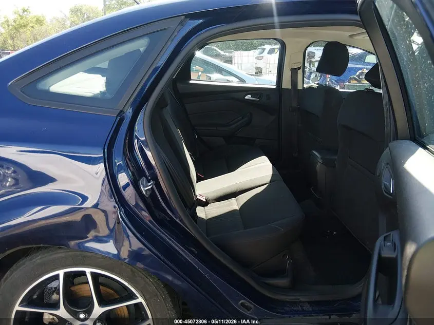 2017 FORD FOCUS SEL