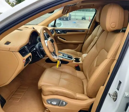 2015 PORSCHE MACAN S  