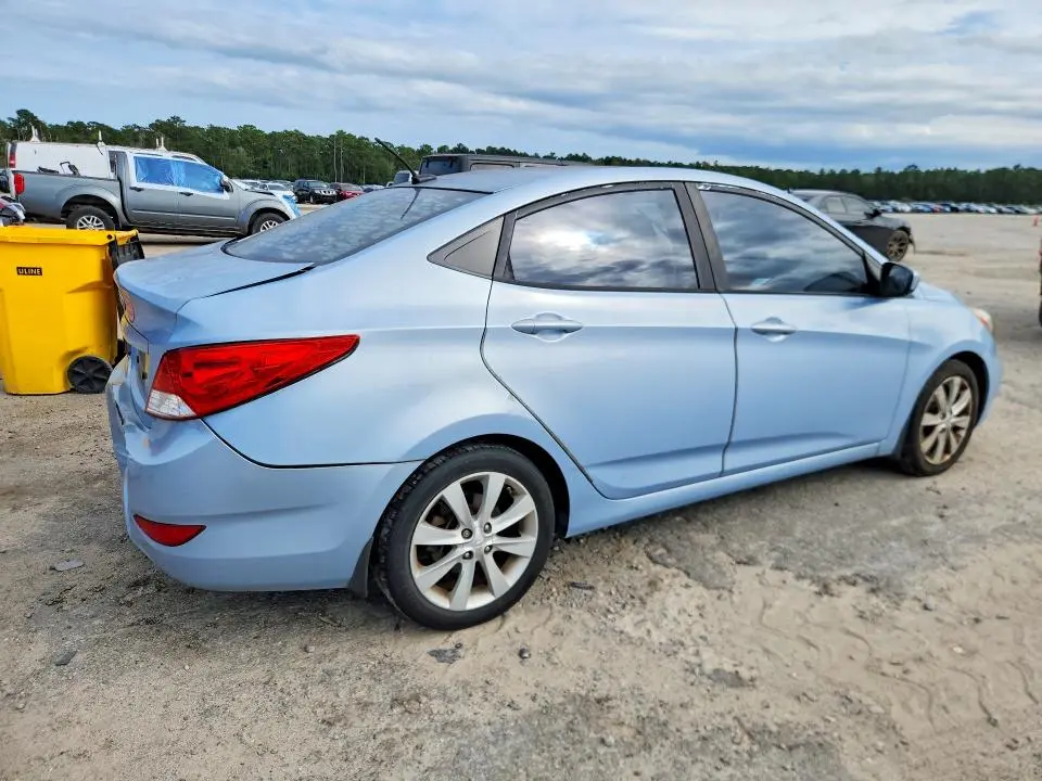 2013 HYUNDAI ACCENT GLS  