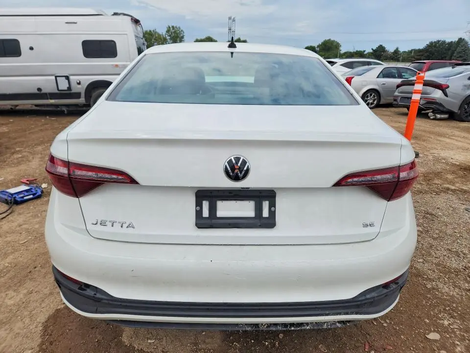 2024 VOLKSWAGEN JETTA SE  