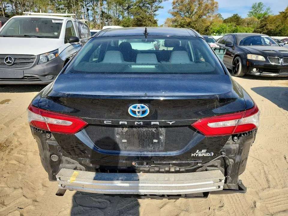 2020 TOYOTA CAMRY LE  