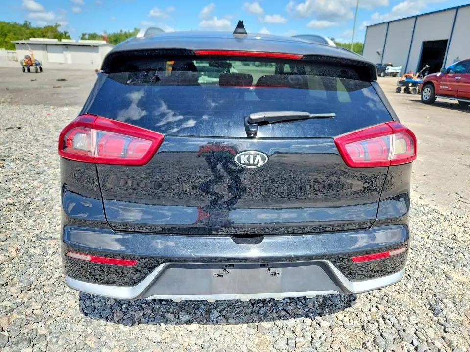 2019 KIA NIRO LX  