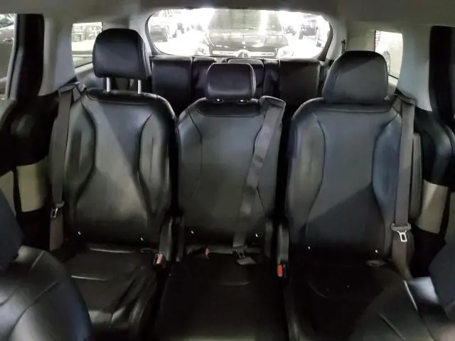 2022 KIA CARNIVAL LX  