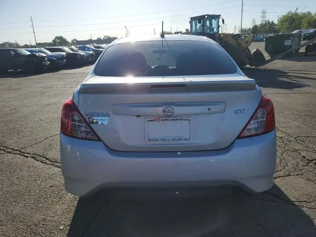 2019 NISSAN VERSA S  