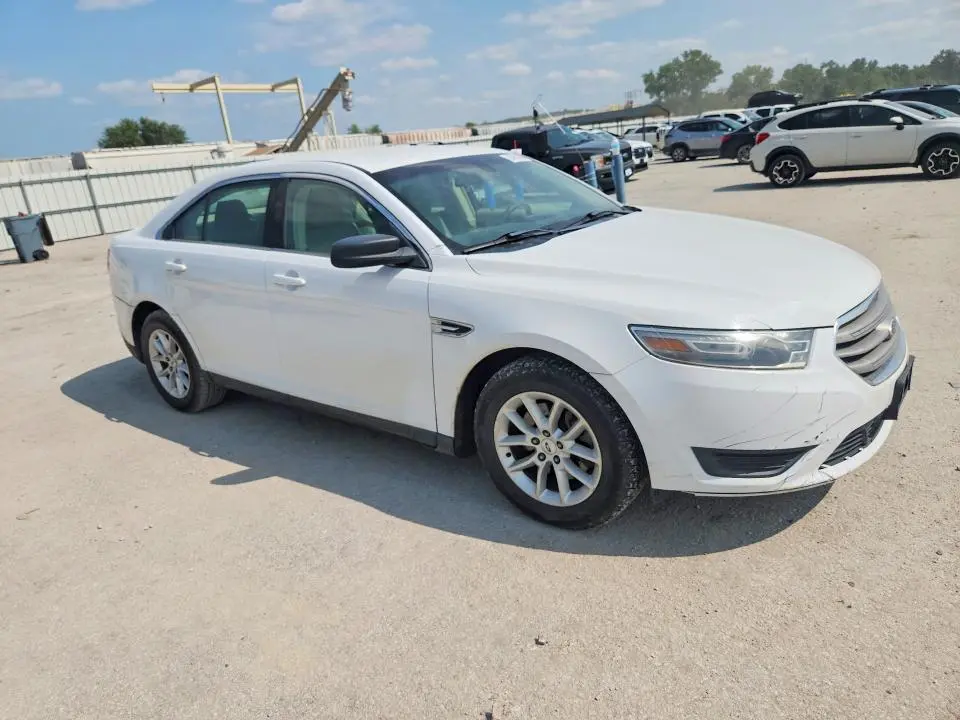 2013 FORD TAURUS SE  