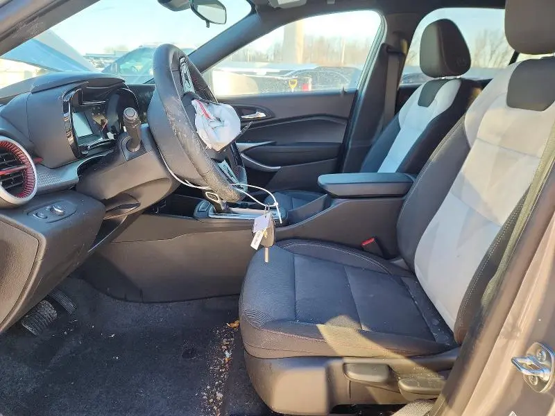 2025 CHEVROLET TRAX 1RS  