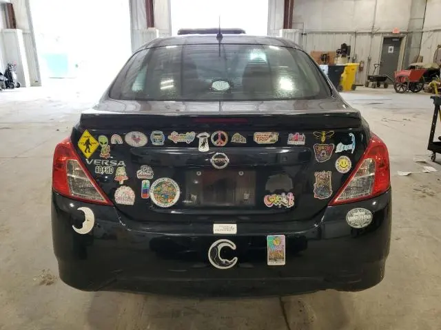 2019 NISSAN VERSA S  