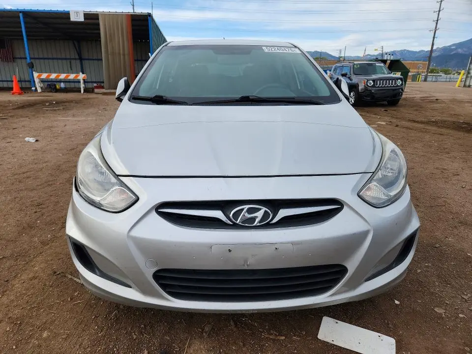 2013 HYUNDAI ACCENT GS  