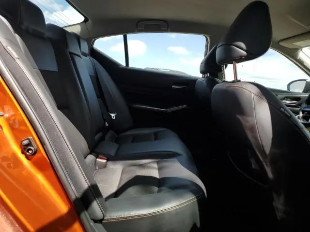 2019 NISSAN ALTIMA SR  
