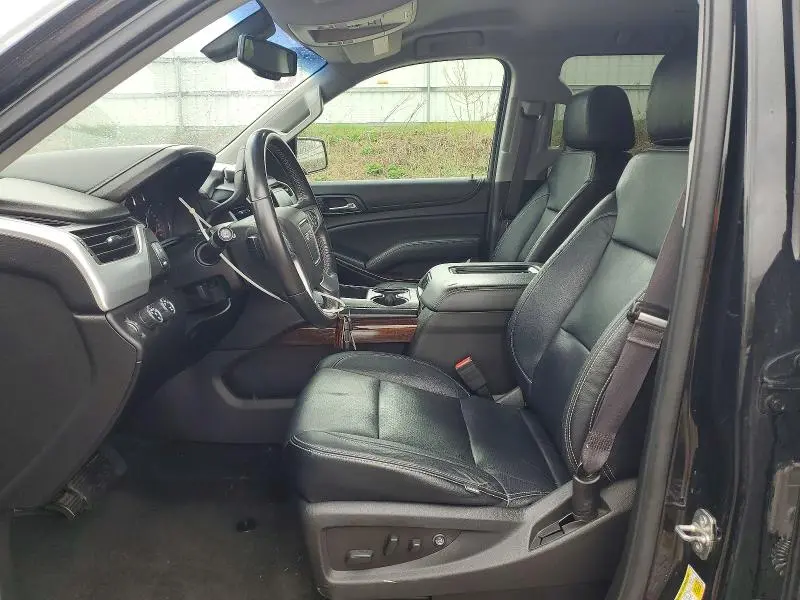 2016 GMC YUKON SLE  