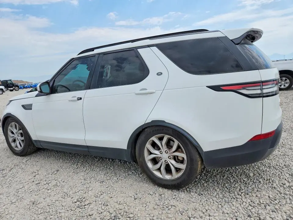 2017 LAND ROVER DISCOVERY SE  